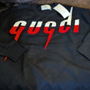 Gucci Men's Sweater in Black and Red